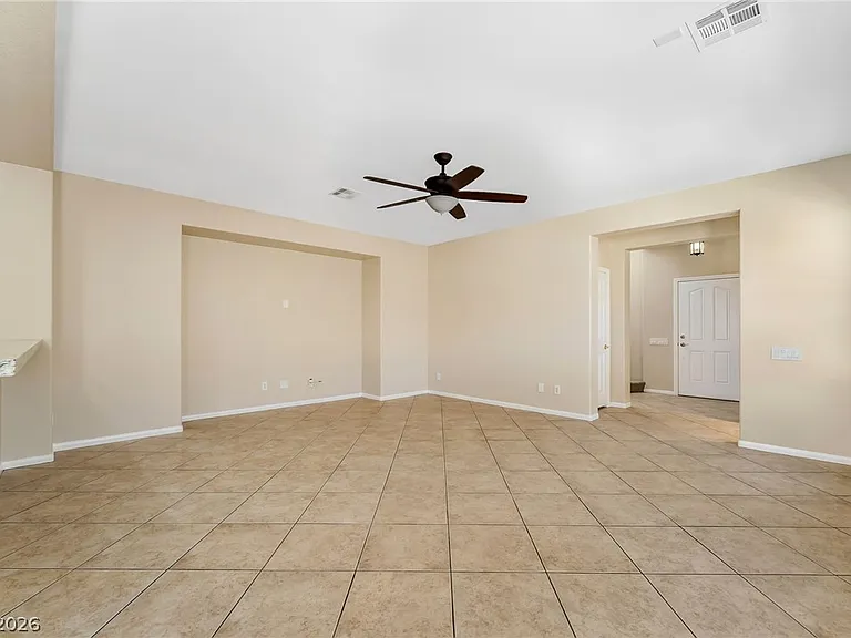 2155 Spurs Ct — Photo 6