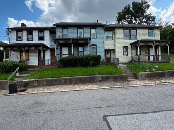 729-731 735 Jenny Lind St, McKeesport, PA 15132