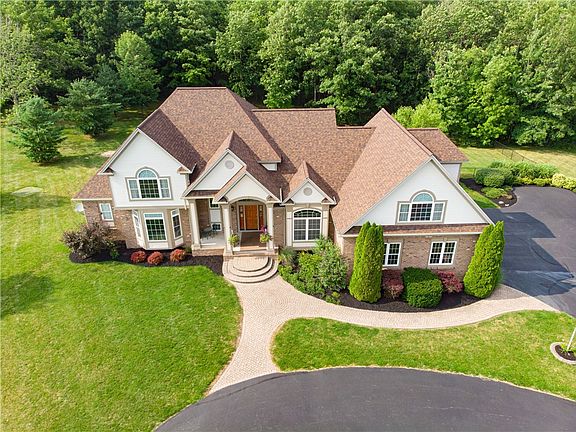 3rd image of 5545 Triphammer Rd
