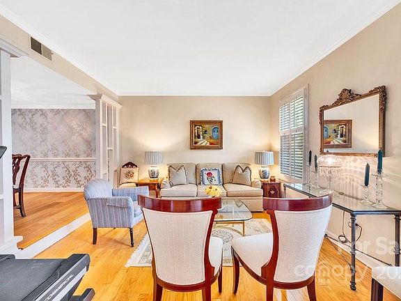 3rd image of 2325 Hayloft Cir