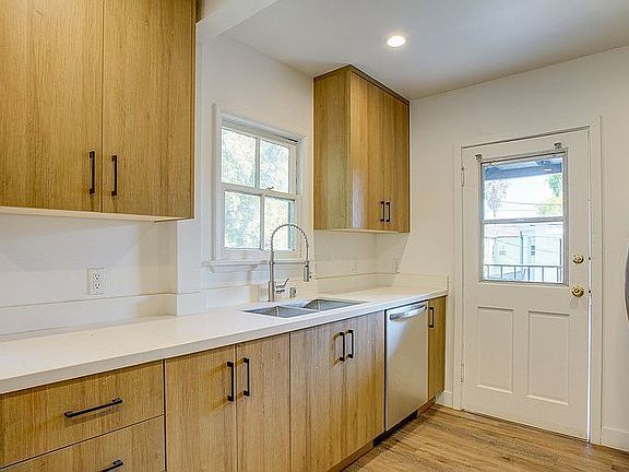 2nd image of 6114 W Saturn St #6114