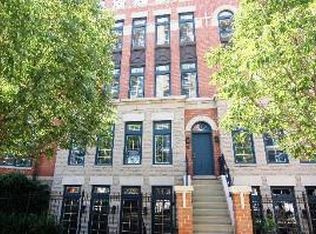 363 W Superior St #B, Chicago, IL 60654