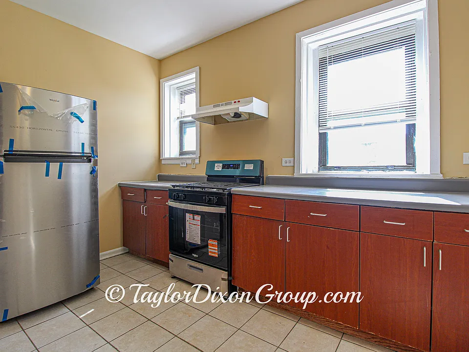 4035 W Gladys Ave #2N