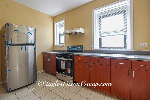 4035 W Gladys Ave #2N Photo 1 4035 W Gladys Ave #2N Photo 1