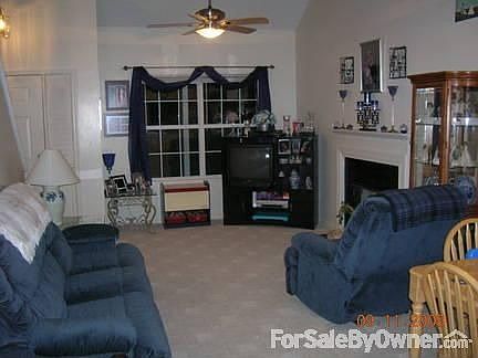 3rd image of 1713 N River Creek Lndg