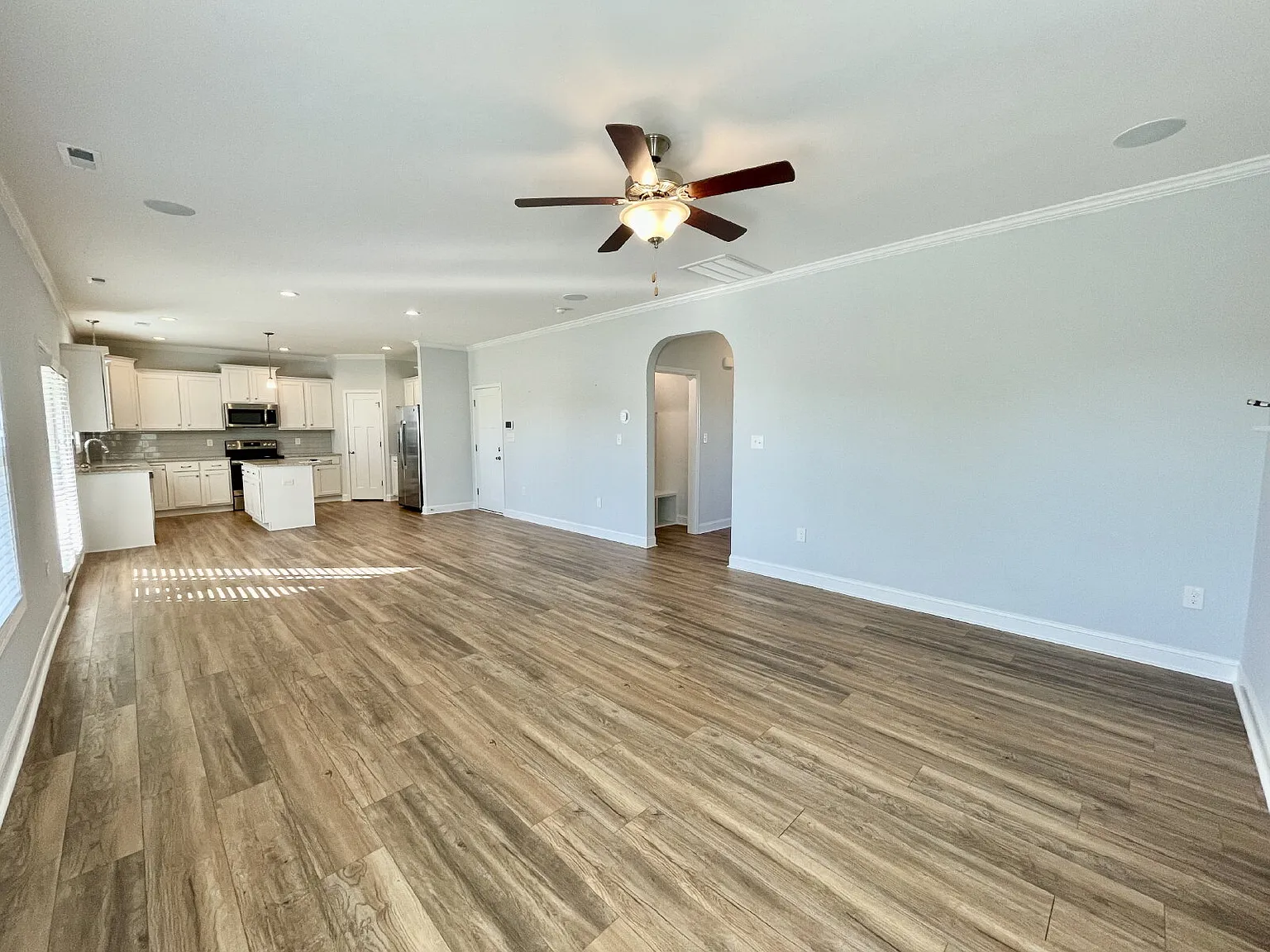 4 bed, 2.5 bath, $2,250 — Photo 4