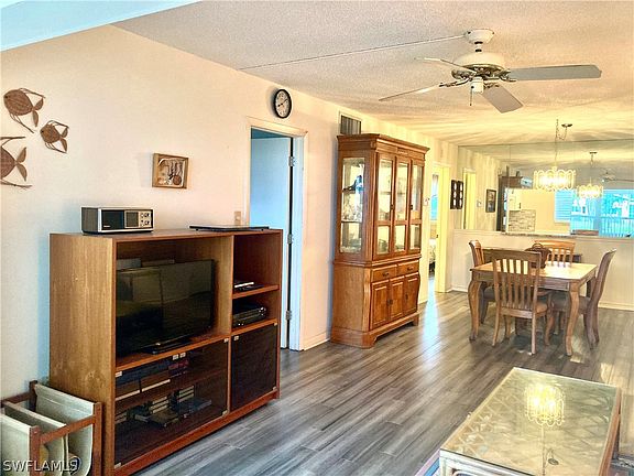 3rd image of 1449 Saddle Woode Dr #5B