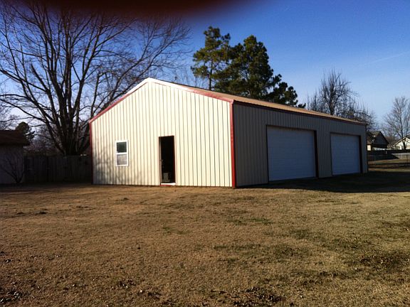 2nd image of 22540 Westwood Dr
