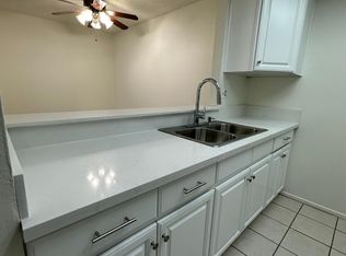 21834 Belshire Ave UNIT 12, Hawaiian Gardens, CA 90716