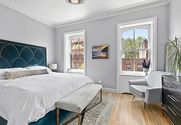 2nd image of 463 W 22nd St #F