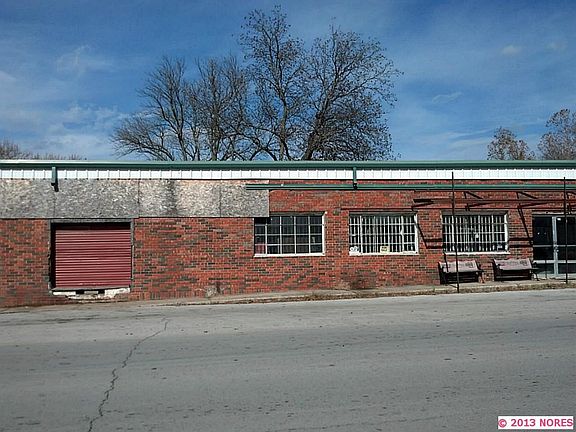 2nd image of 19 W Buffalo St