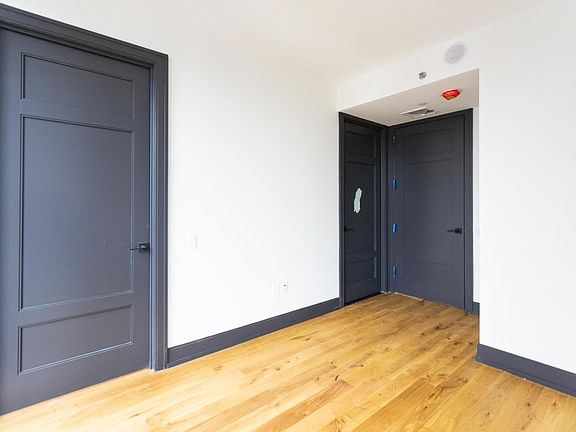 3rd image of 42-22 27th St #807A