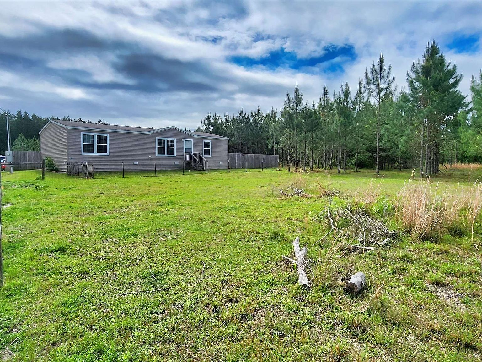 5783 SE County Road 255, Lee, FL 32059 | Zillow