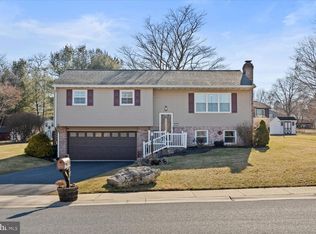 45 Heritage Rd, Akron, PA 17501