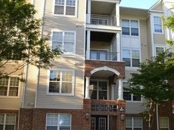 3003 Nicosh Cir Floor 2, Falls Church, VA 22042