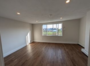 91 Marginal St APT 3, Boston, MA 02128