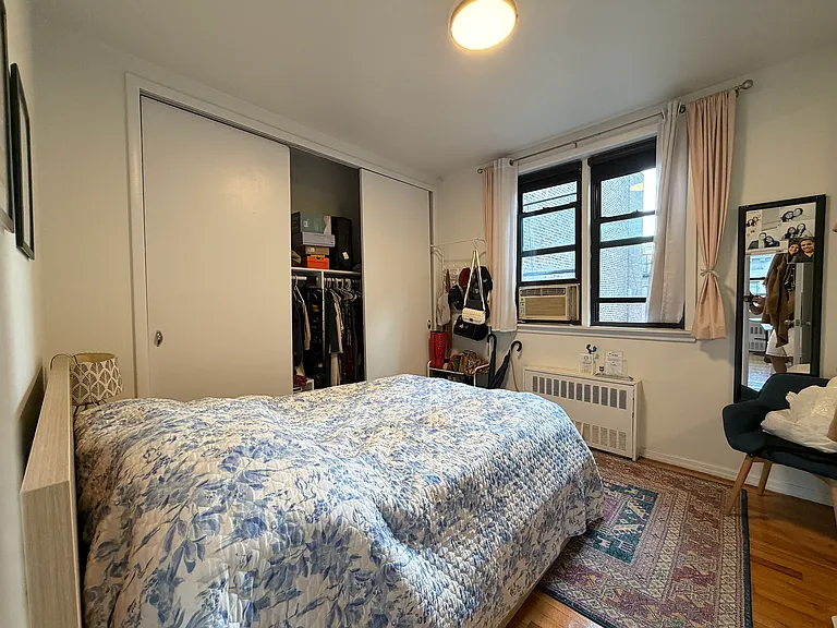 266 W 22nd St #3 — Photo 8