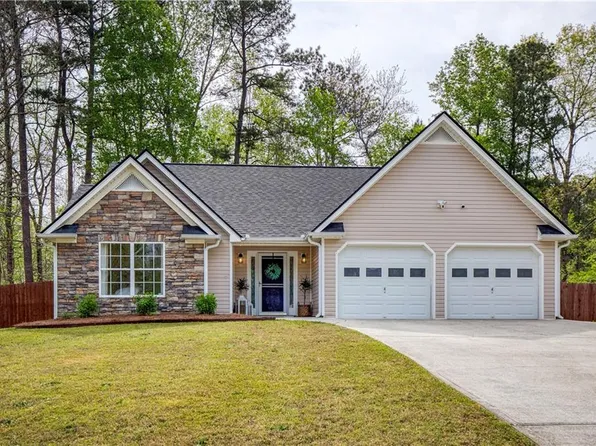 104 Spring Brook Ln, Dallas, GA 30132