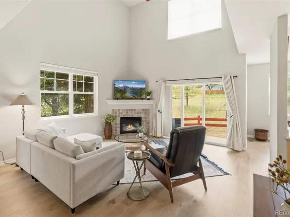 689 Wild Ridge Lane, Lafayette, CO 80026