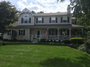 10 Winmar Way, Centereach, NY 11720