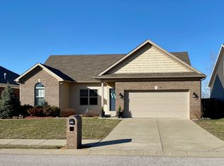 3581 Arbor Pointe Dr, Newburgh, IN 47630