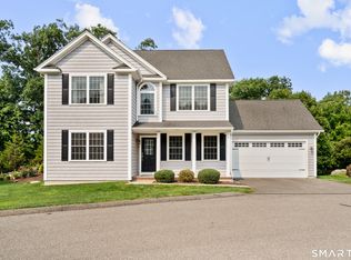 40 Sconset Cir #40, Shelton, CT 06484