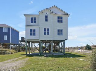 7501 E Beach Dr, Oak Island, NC 28465