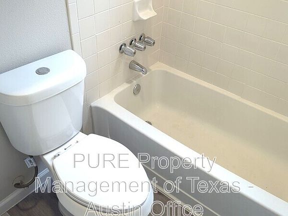 5th image of 6300 Jennings Dr