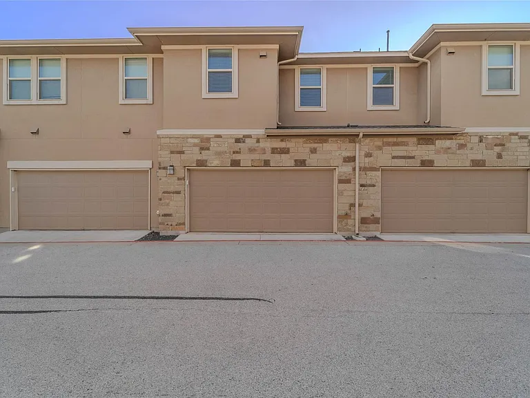 13800 Lyndhurst St #293 — Photo 15