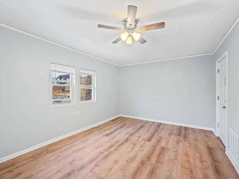 1858 W Cullerton St #2F — Photo 11