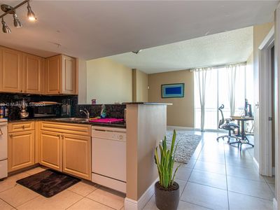 3000 Coral Way APT 1603, Miami, FL, 33145