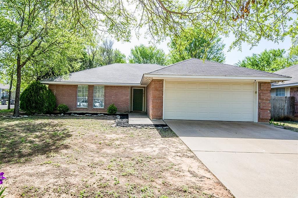 301 Paluxy St, Glen Rose, TX 76043 Zillow