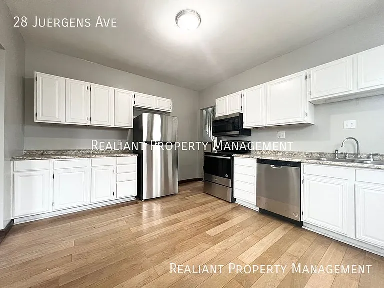 28 Juergens Ave — Photo 4