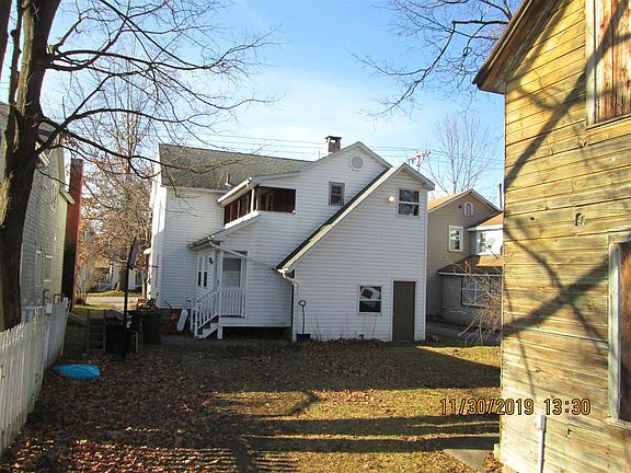 4th image of 108 Clinton St