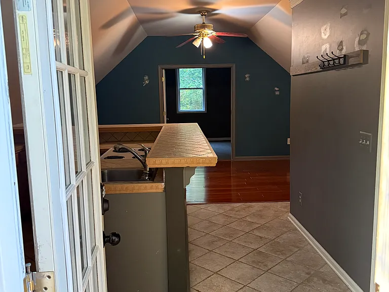 80 Willowmere Pond Rd #G — Photo 8