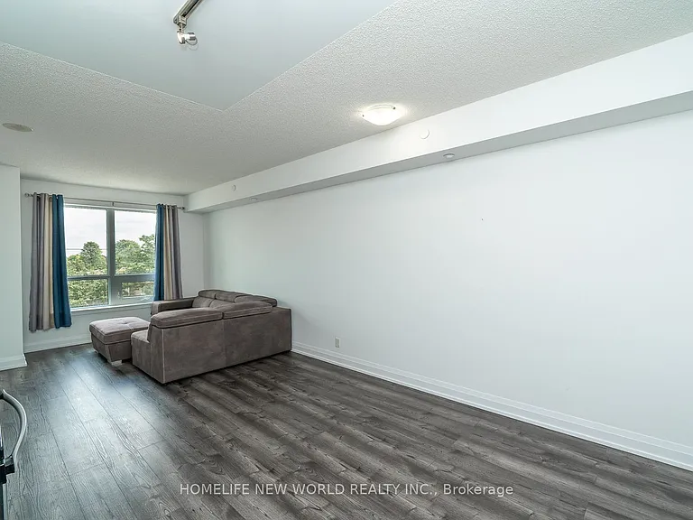 7900 Bathurst St #318 — Photo 11