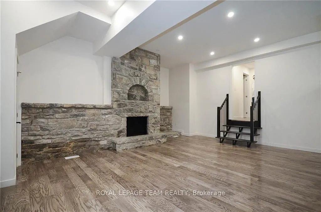 2 bed, $2,550 — Photo 3