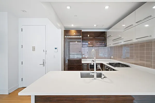 Sold by Nest Seekers International | media 6