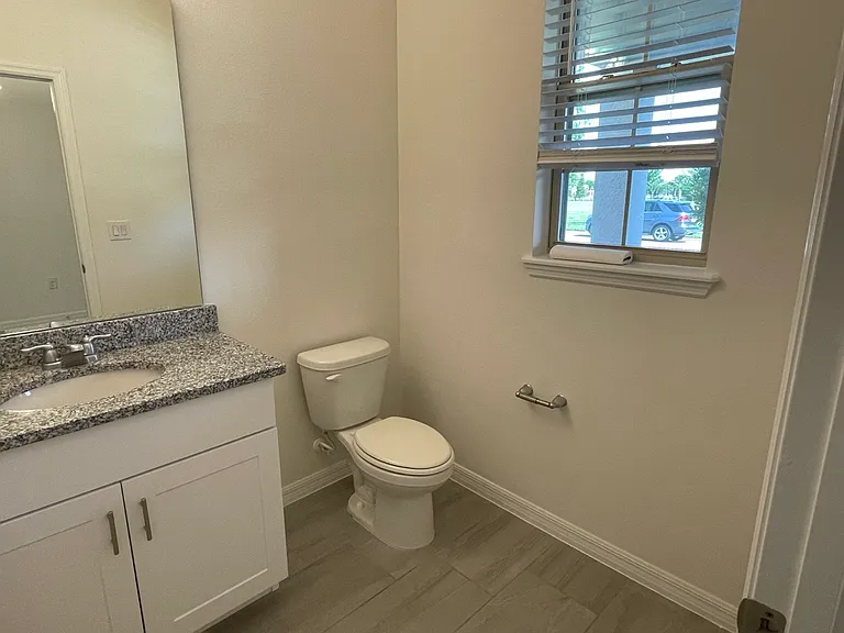 16349 Admirals Cove Ln — Photo 8