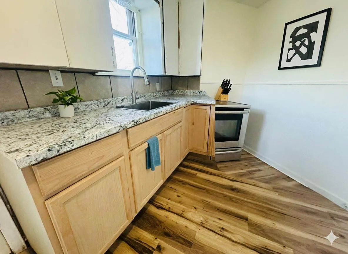 2 bed, 884 sqft, $1,250 — Photo 2