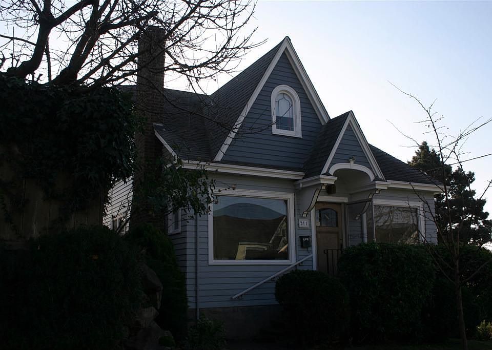 2nd image of 211 NW 44th St
