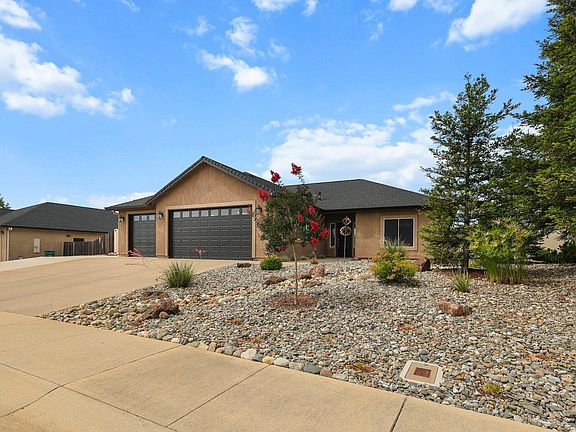 2nd image of 4075 Pembroke Ln