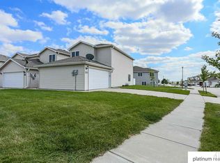 3501 Grainger Pkwy, Lincoln, NE 68516