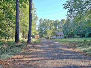 1950 Sewell Rd, Grantville, GA 30220