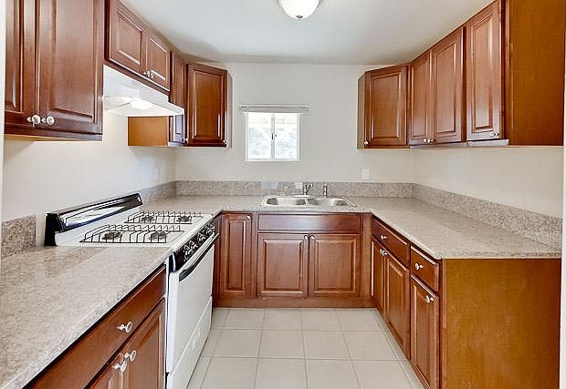 1st image of 3805 Acacia St