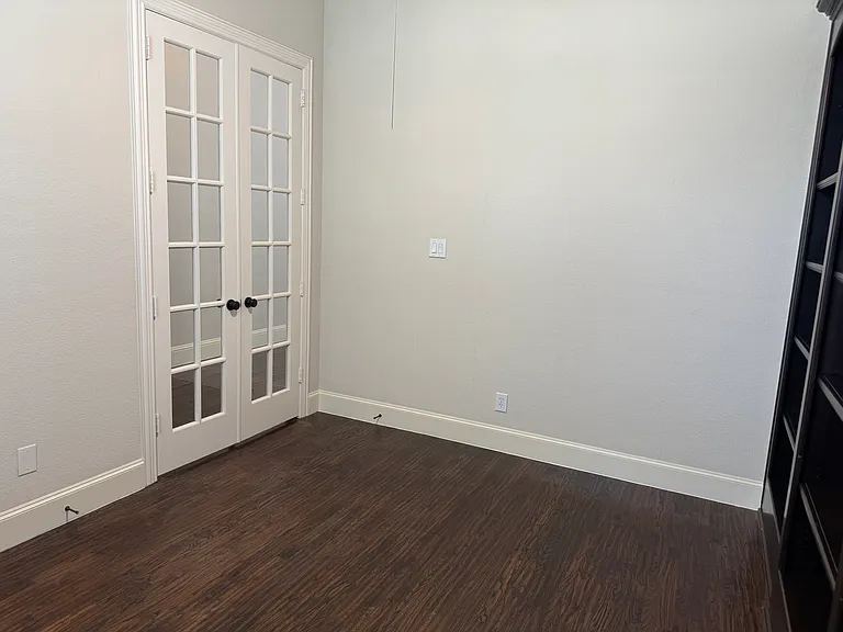 1405 Pitaya Dr — Photo 4