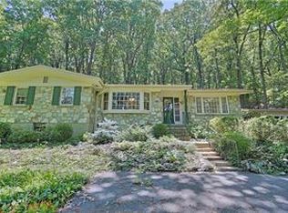 254 Bierys Bridge Rd, Bethlehem, PA 18017