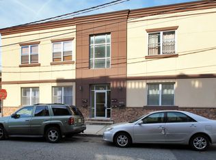 150 61st St APT 2, West New York, NJ 07093