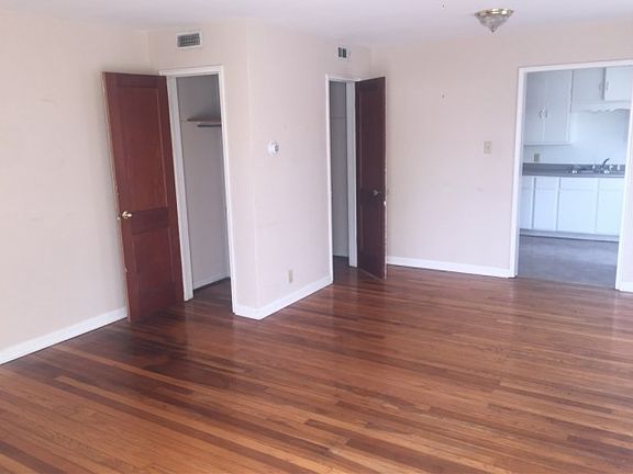 3rd image of 8108 E 45th St