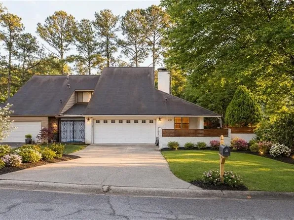 230 Halah Cir, Atlanta, GA 30328